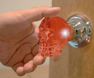 led crystal skull doorknob