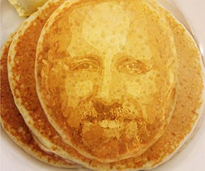 Selfie Pancakes